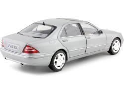 Mercedes-Benz S600 (1998)