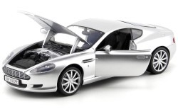 Aston Martin DB9 Coupe (2004)