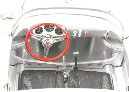 Porsche 550A Spider (1955) - zum Schließen ins Bild klicken
