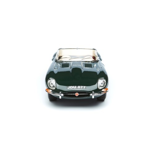 Jaguar E-Typ Cabriolet (1961) - zum Schließen ins Bild klicken