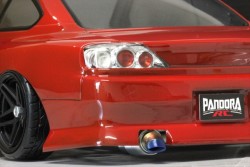 Schwarze Auspuffrohrattrappe für 1:10 Tourenwagen