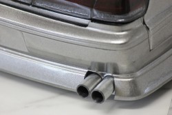 Schwarze Doppelauspuffrohrattrappe für 1:10 Tourenwagen